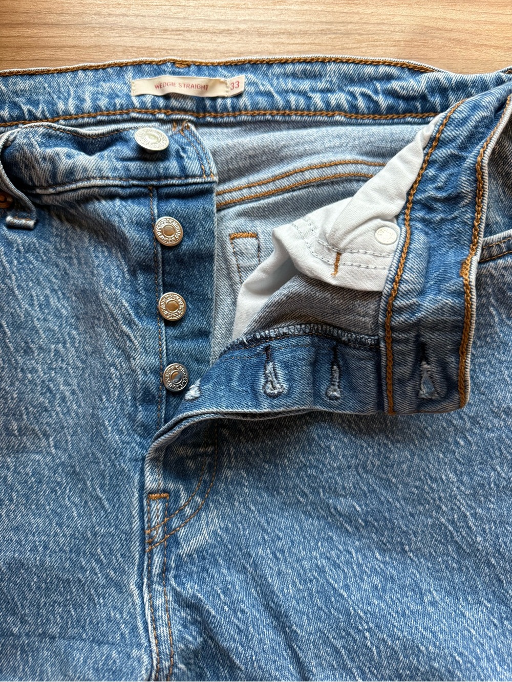 Levi's Wedgie Straight-Leg Jeans - Picture 5 of 6